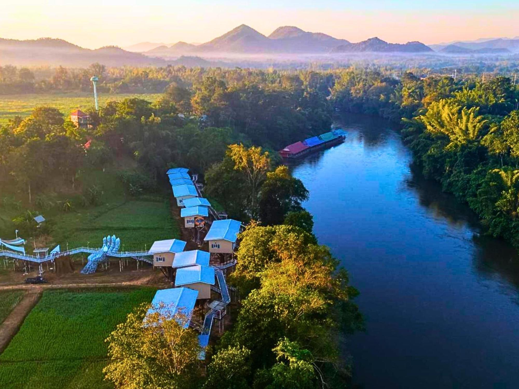 Yoko River Kwai Resort Sai Yok Ngoại thất bức ảnh